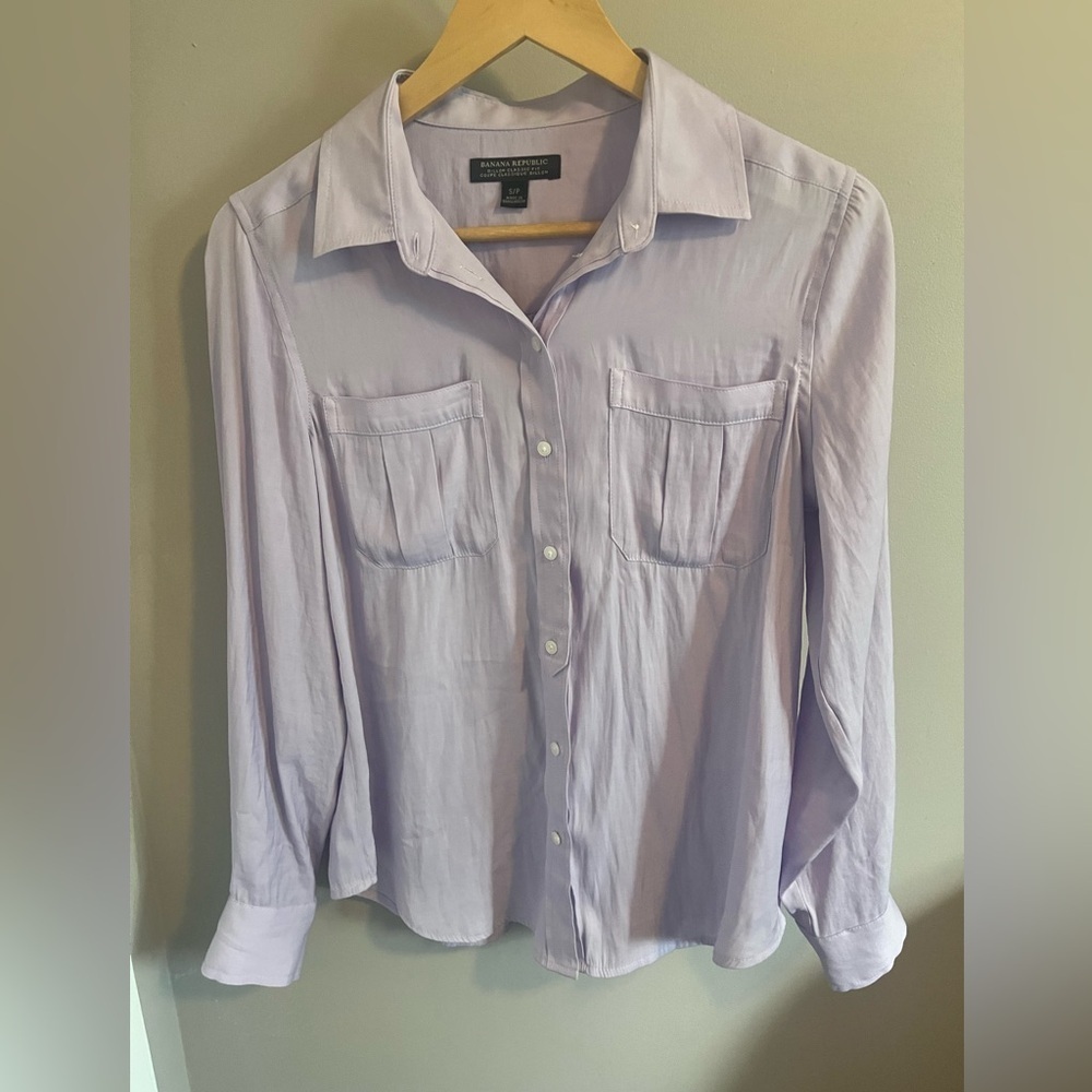 Banana Republic BANANA REPUBLIC
Classic-fit Utility Shirt small lilac